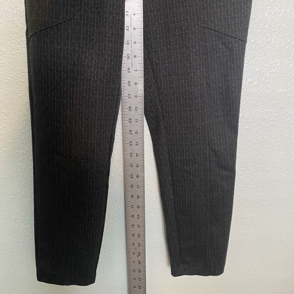 Marc New York Pinstripe Tapered Slacks Medium Black Pull On - Picture 6 of 15